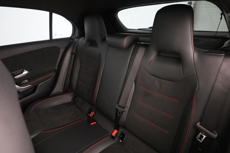 Mercedes Classe a 180 d Amg Line 8g-Dct 116 ch