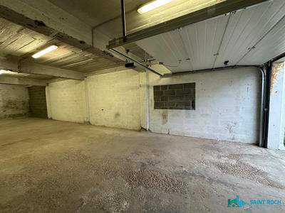 Parking / Garage - 72 m²