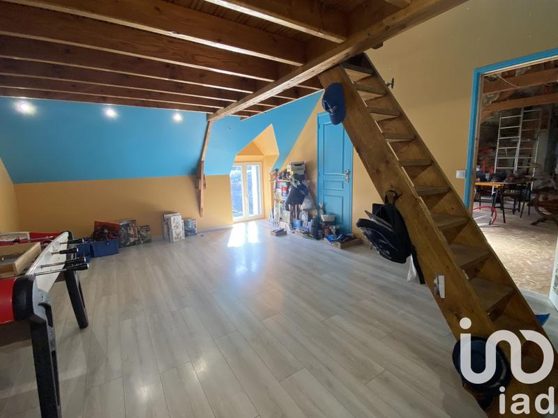 Maison - 220 m² - 10 pièces