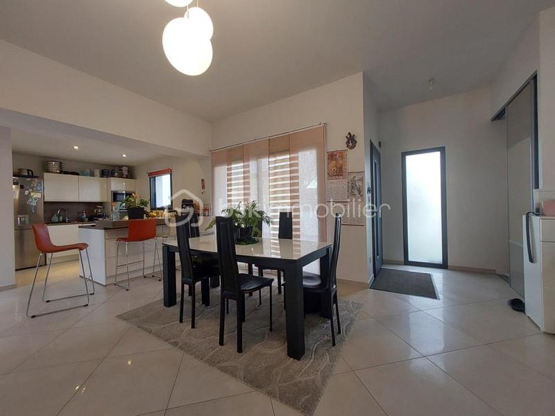 Maison - 115 m² - 5 pièces