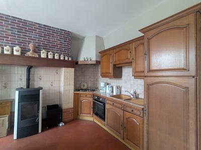 Maison - 180 m² - 6 pièces