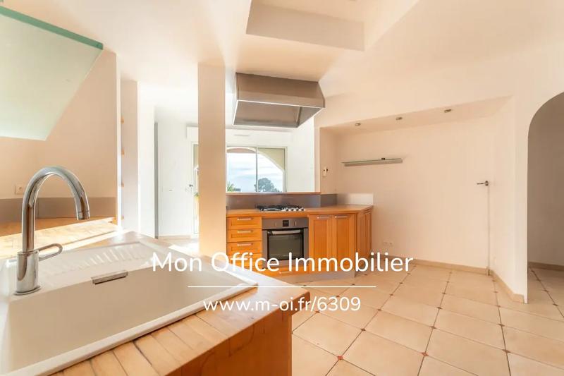Maison - 178 m² - 6 pièces