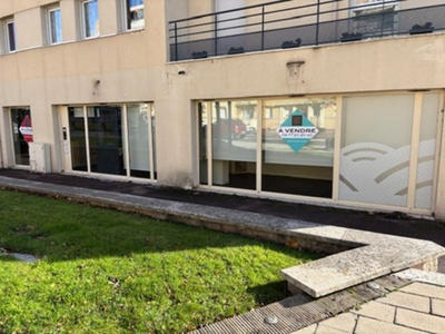 Local commercial - 155 m²