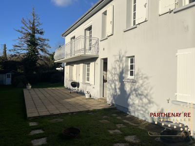 Maison - 151 m² - 7 pièces