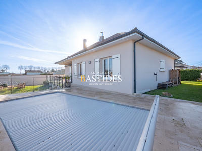 Maison traditionnelle - 175 m² - 8 pièces