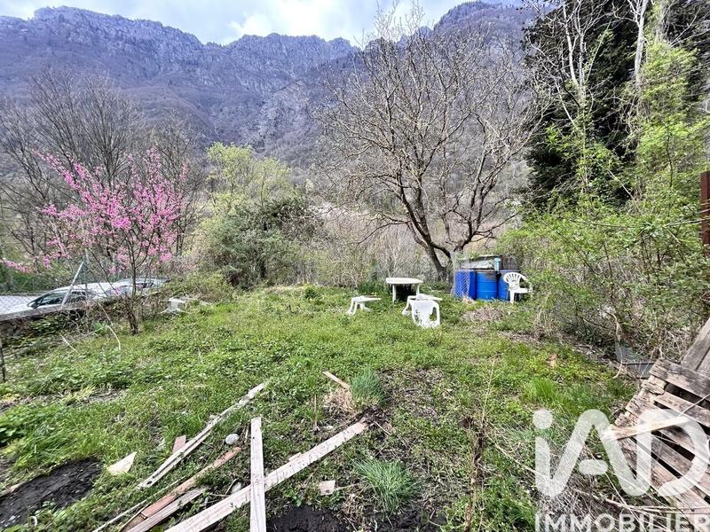 Maison de village - 250 m² - 10 pièces