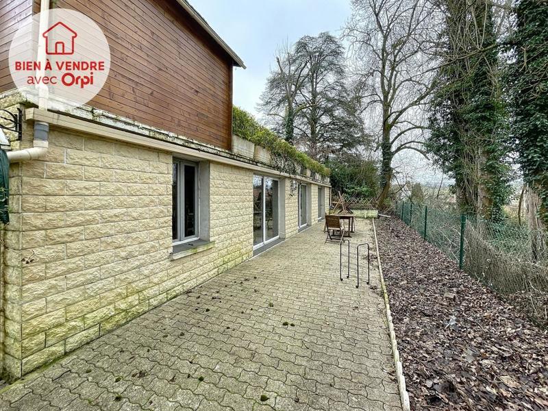 Maison - 209 m² - 5 pièces