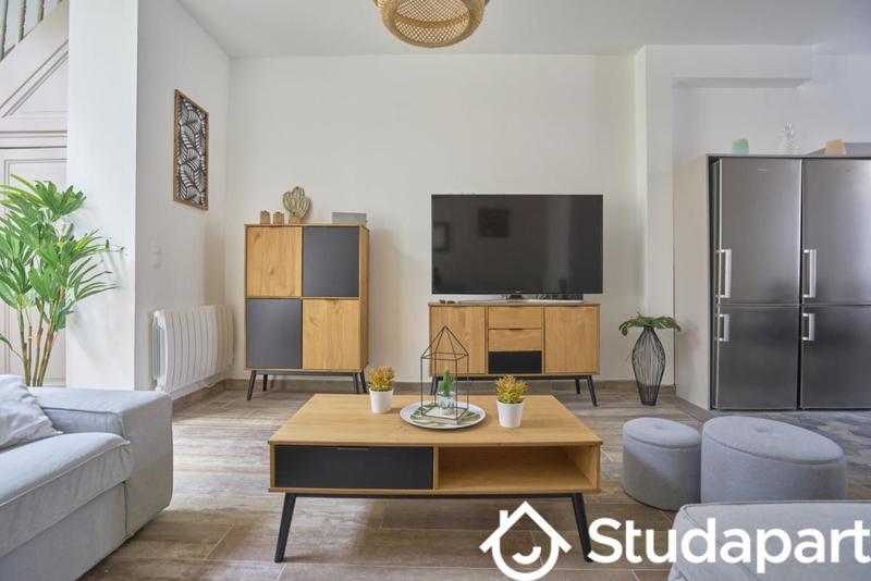 Chambre - 13 m² - 1 pièce