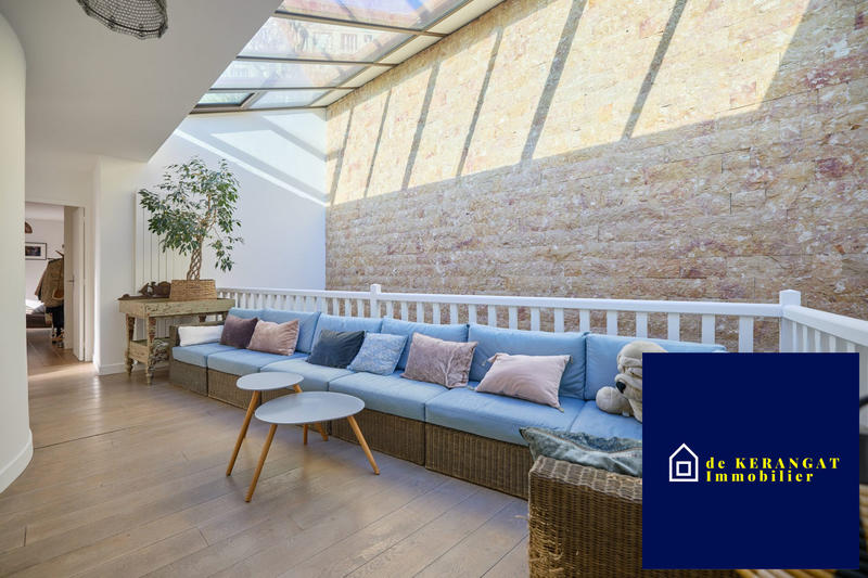 Villa - 238 m² - 8 pièces