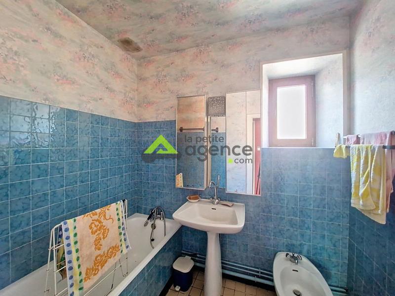 Maison en pierre - 172 m² - 6 pièces