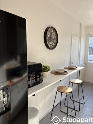 Chambre - 12 m² - 1 pièce