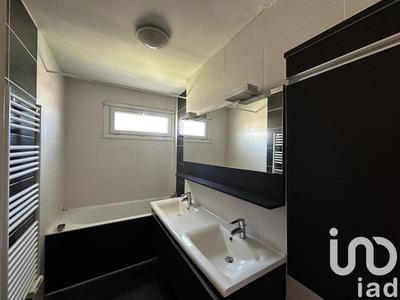 Maison - 198 m² - 10 pièces