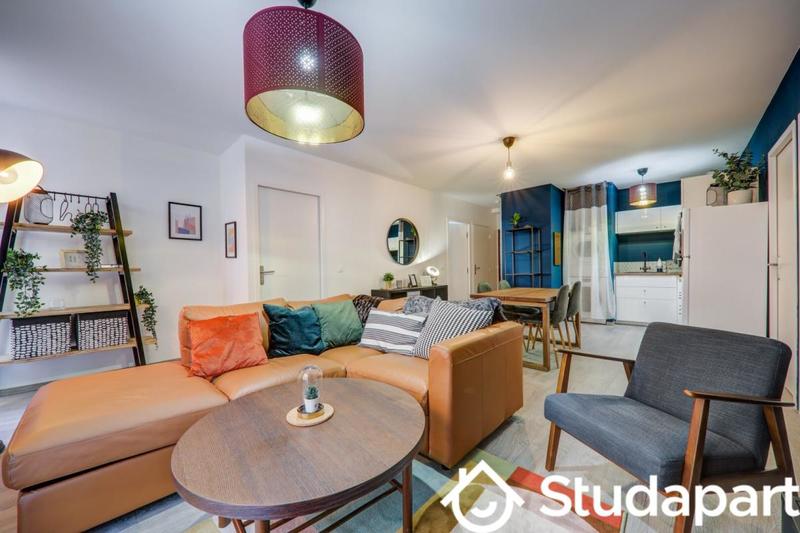 Chambre - 10 m² - 1 pièce