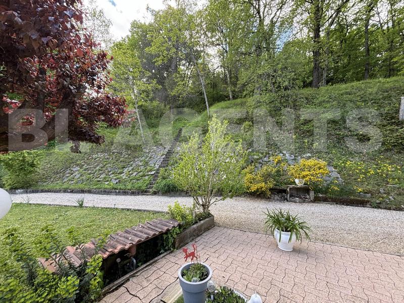 Maison de maîtres - 202 m² - 6 pièces