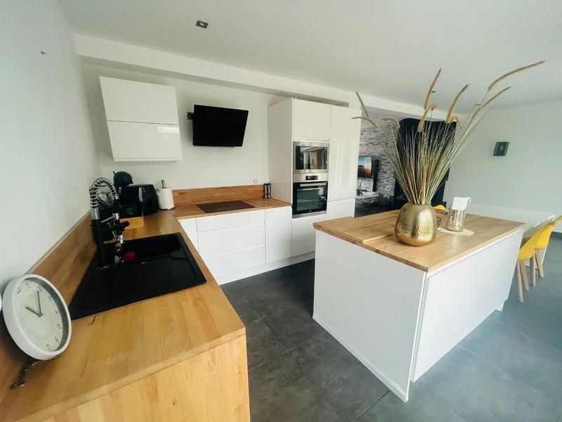 Maison - 126 m² - 4 pièces