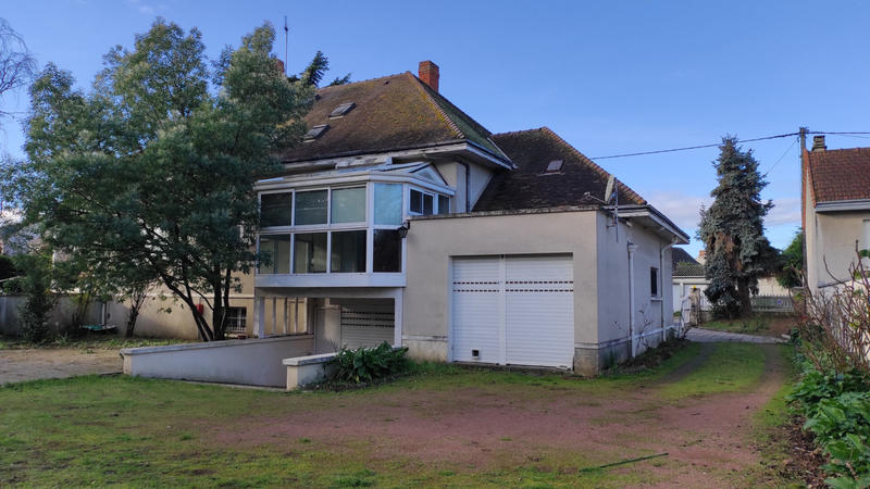 Maison - 177 m² - 7 pièces