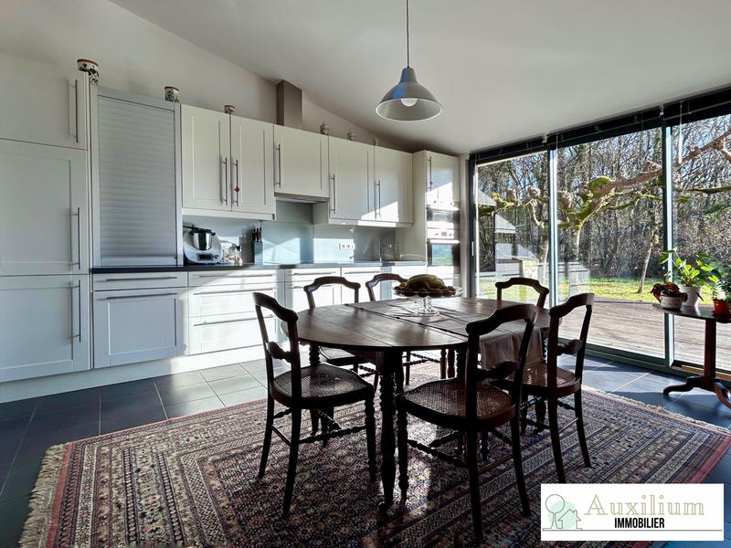 Maison ancienne - 196 m² - 9 pièces