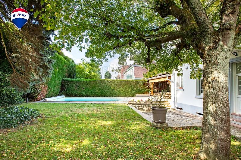 Maison - 139 m² - 5 pièces