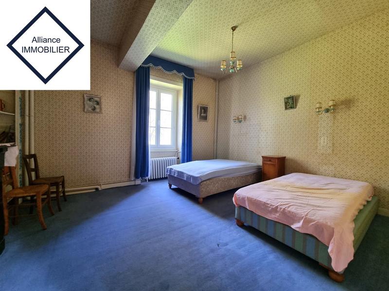 Maison ancienne - 195 m² - 6 pièces