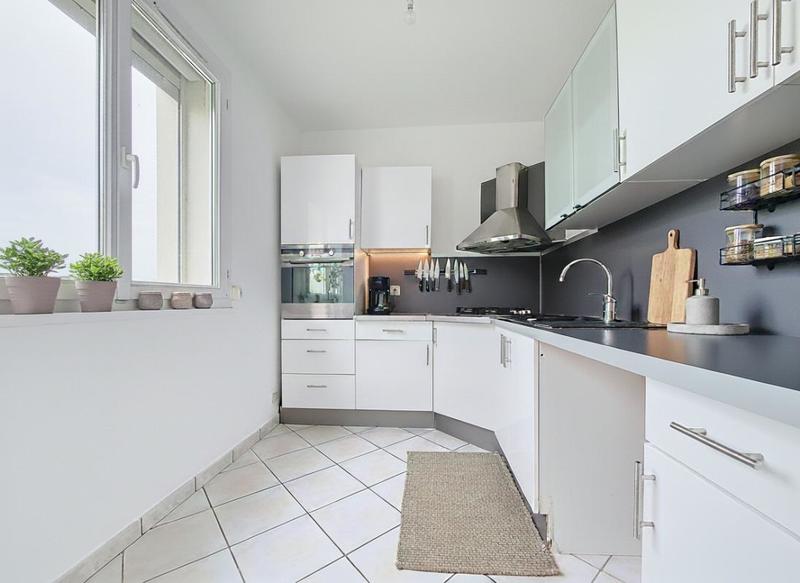 Appartement - 77 m² - 3 pièces