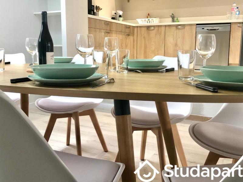 Chambre - 16 m² - 1 pièce