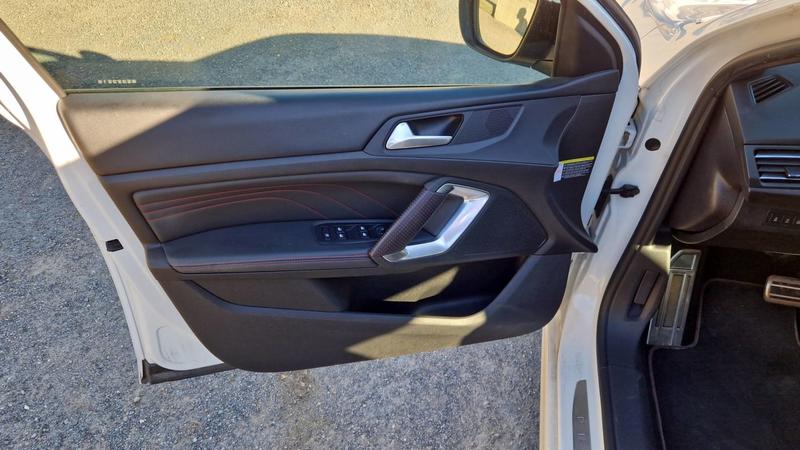 Peugeot 308 II 2.0 BlueHDi 180 Eat8 Gt - Automatique Toit ouvrant