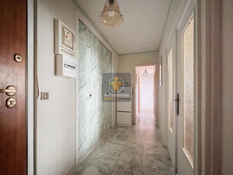 Appartement - 85 m² - 4 pièces