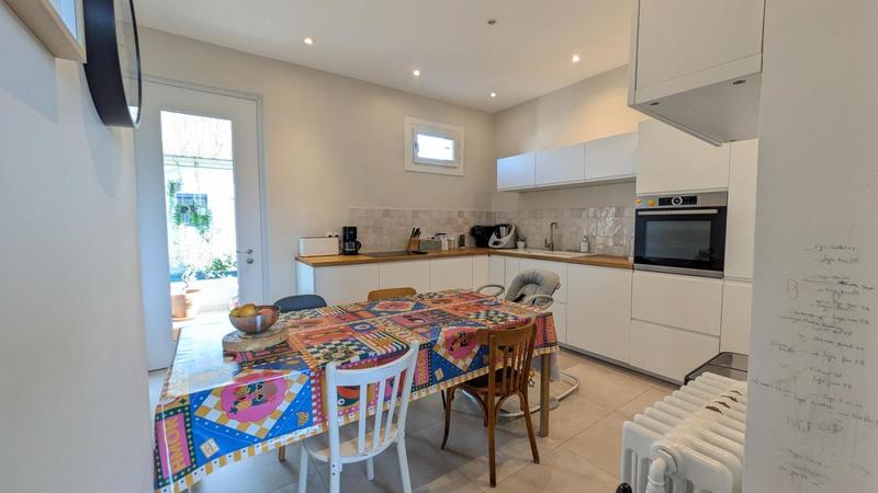 Maison - 93 m² - 4 pièces