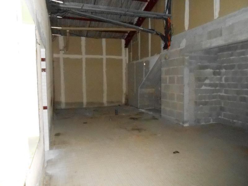 Local commercial - 1 650 m²