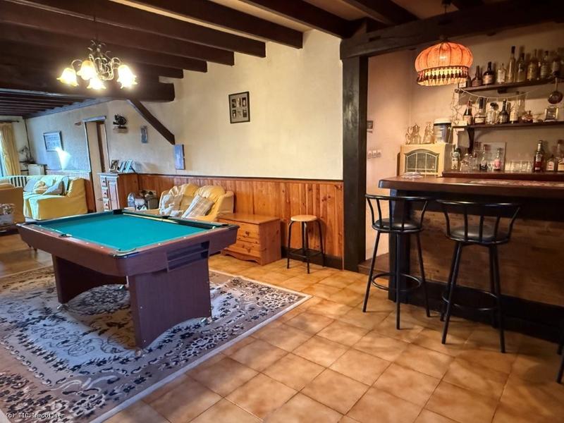 Maison en pierre - 192 m² - 6 pièces