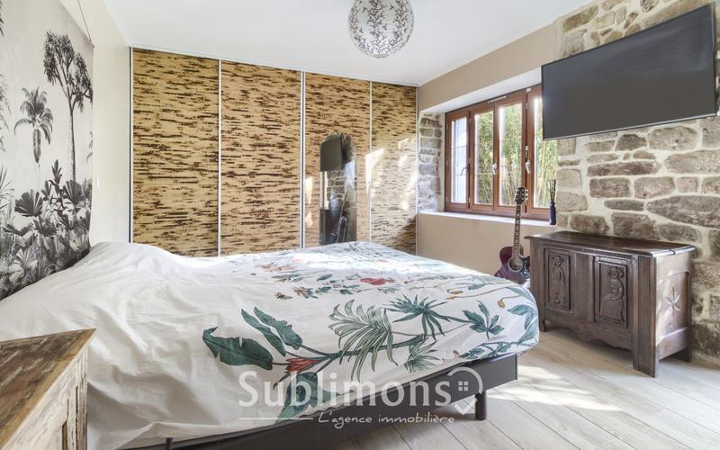 Maison - 423 m² - 15 pièces