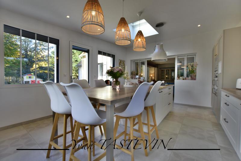 Villa - 155 m² - 6 pièces