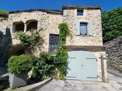 Maison de village - 120 m² - 5 pièces