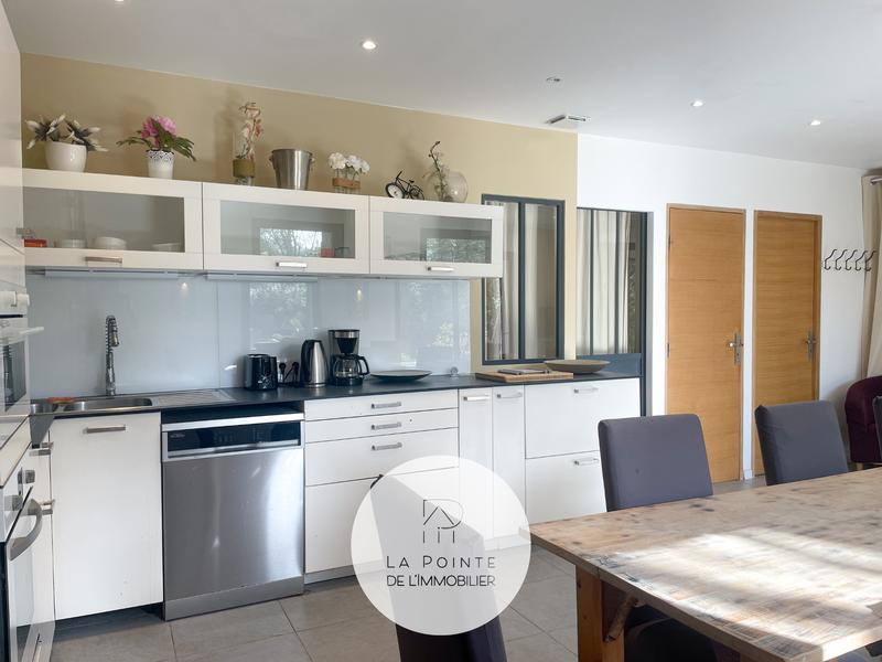 Villa - 111 m² - 6 pièces