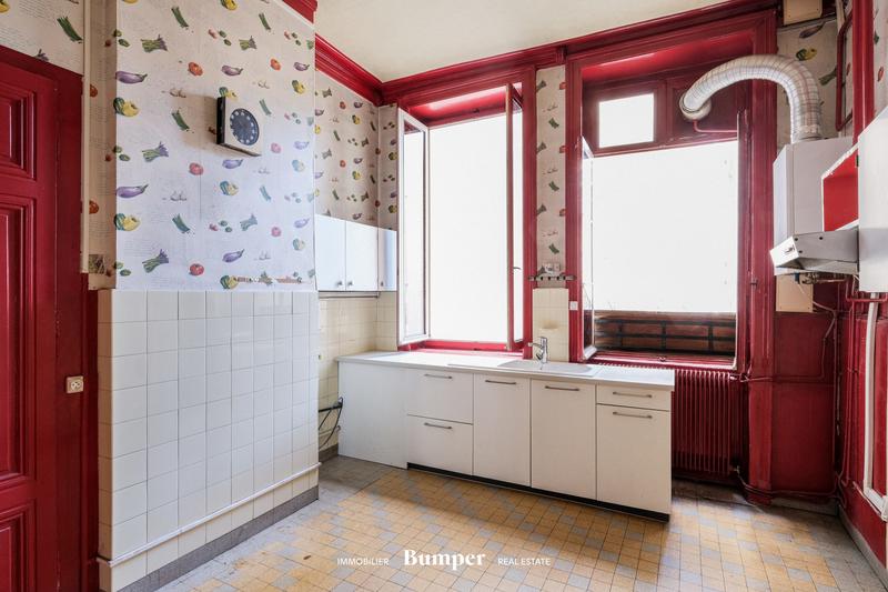 Appartement - 190 m² - 5 pièces