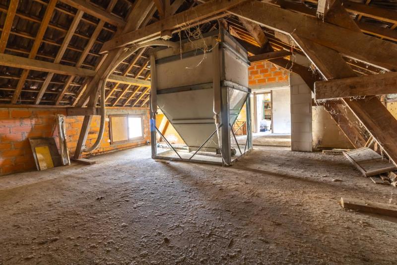 Maison - 228 m² - 12 pièces