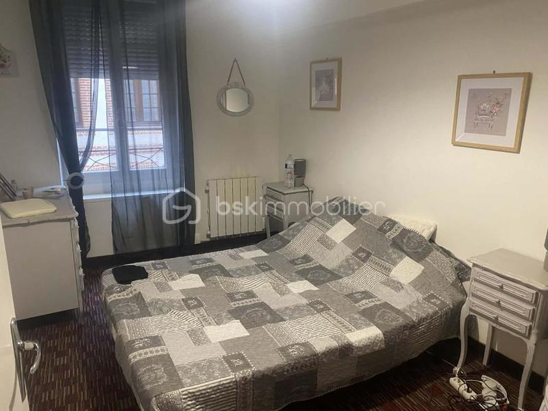 Immeuble - 221 m² - 14 pièces