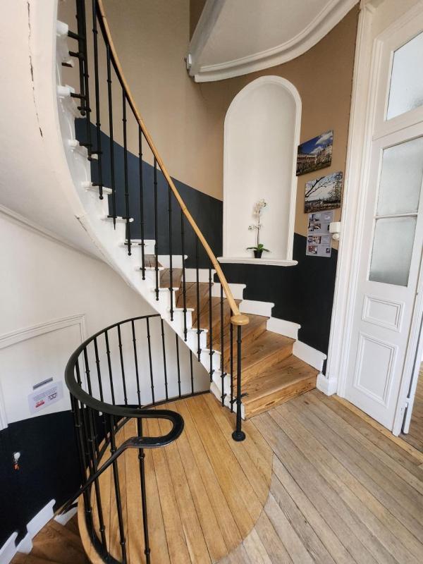 Maison de ville - 430 m² - 12 pièces