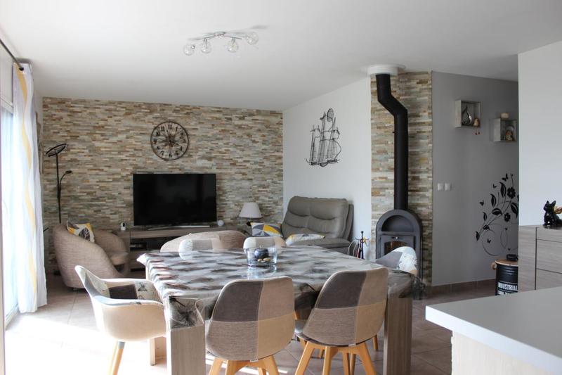 Maison - 82 m² - 5 pièces