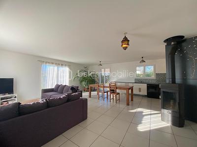 Maison - 100 m² - 4 pièces