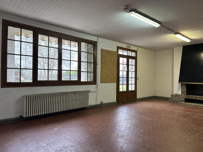 Maison - 200 m² - 7 pièces