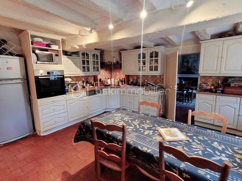 Maison de village - 150 m² - 7 pièces