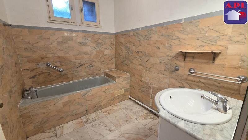 Maison - 96 m² - 3 pièces