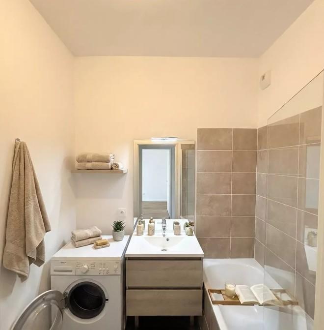 Appartement - 82 m² - 4 pièces