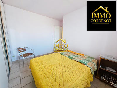 Villa - 80 m² - 4 pièces