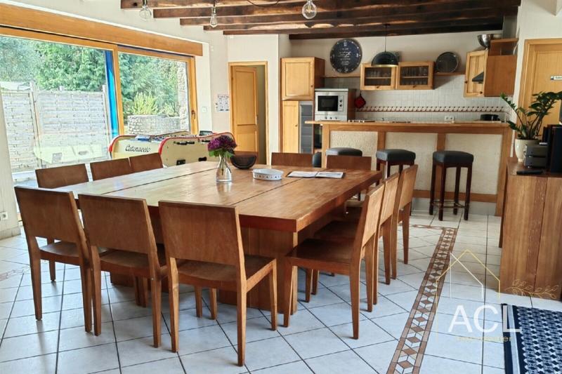 Propriété - 423 m² - 19 pièces