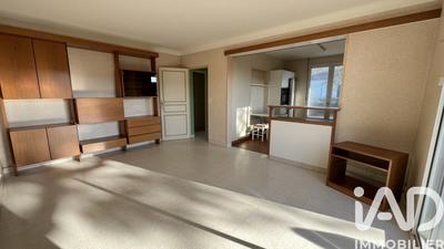 Maison - 84 m² - 4 pièces