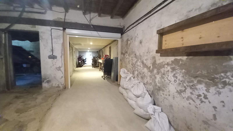 Parking / Garage - 50 m²