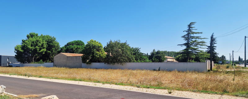 Terrain - 2 400 m²