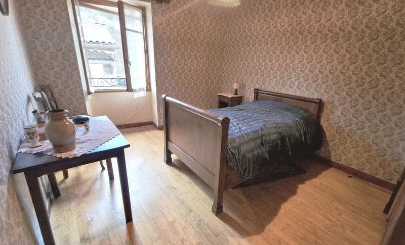 Maison ancienne - 87 m² - 4 pièces